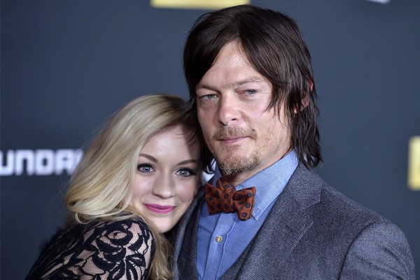 Emily Kinney e Norman Reedus (Foto: Getty Images)