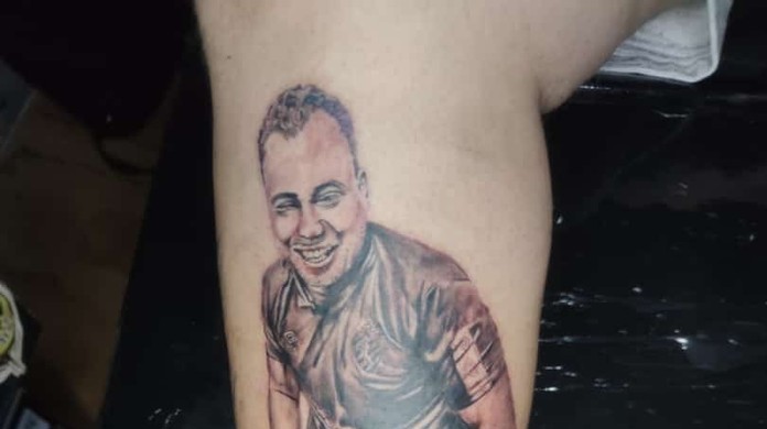 Empolgado Por Seguir Na Serie A Torcedor Do Sport Tatua Imagem De Jair Ventura Sport Ge