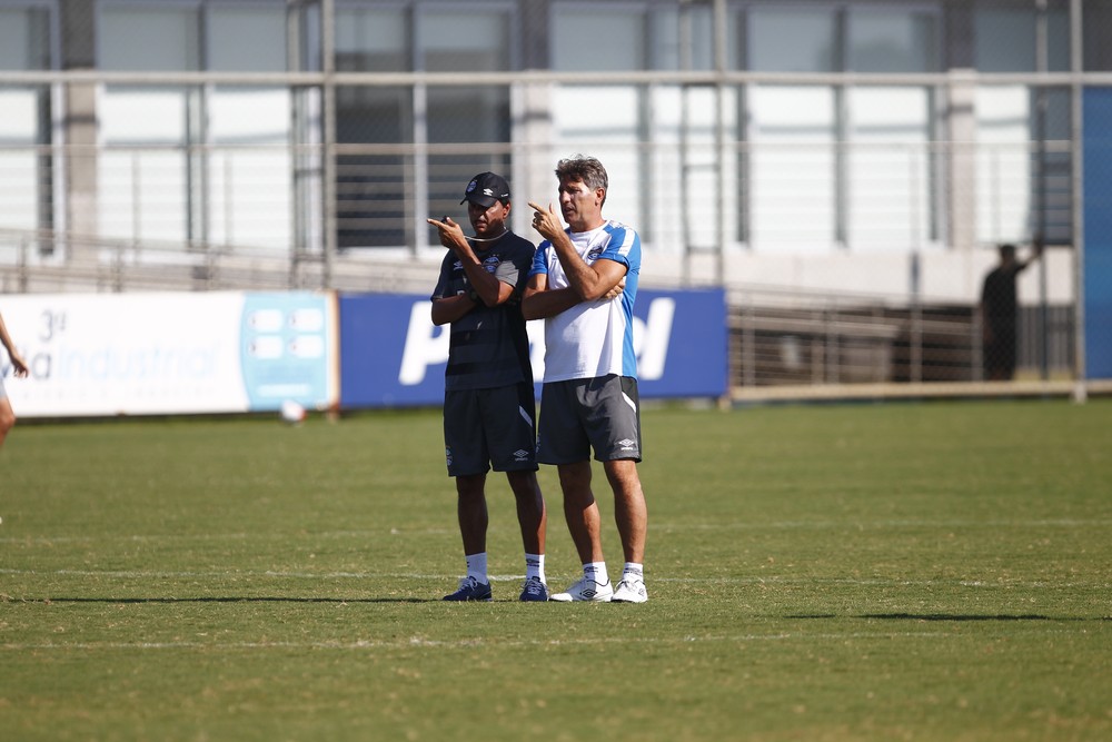 Não é só Renato: conheça a comissão técnica por trás do sucesso do Grêmio