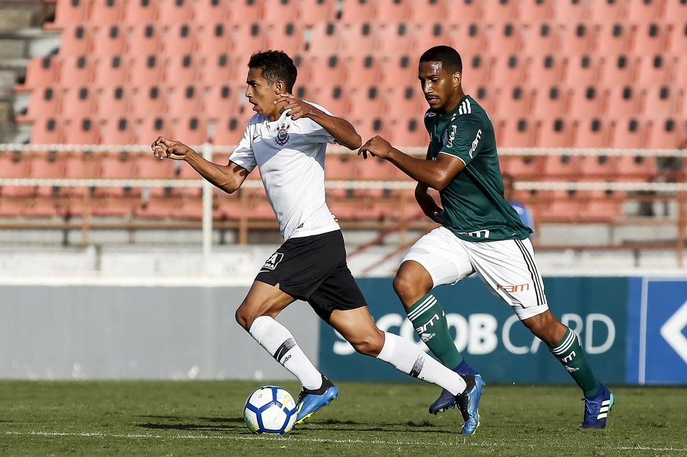 Risco de briga entre torcedores de Corinthians e Palmeiras deve mudar local de jogo sub-20