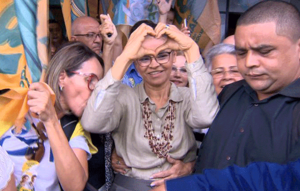 A candidata da Rede à Presidência, Marina Silva, durante ato de campanha em Vitória (ES) — Foto: Reprodução / TV Gazeta