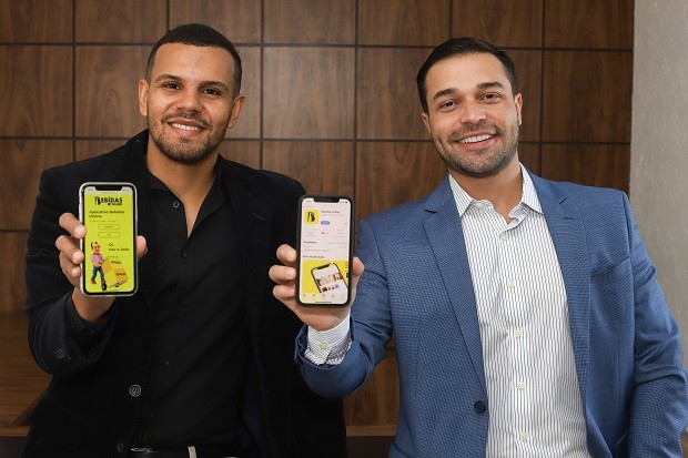 Gabriel Medeiros Santos e Ciro Thiago Neto, fundadores da Bebidas Online: empresa faturou R$ 1,5 milhão em 2020 (Foto: Divulgação)