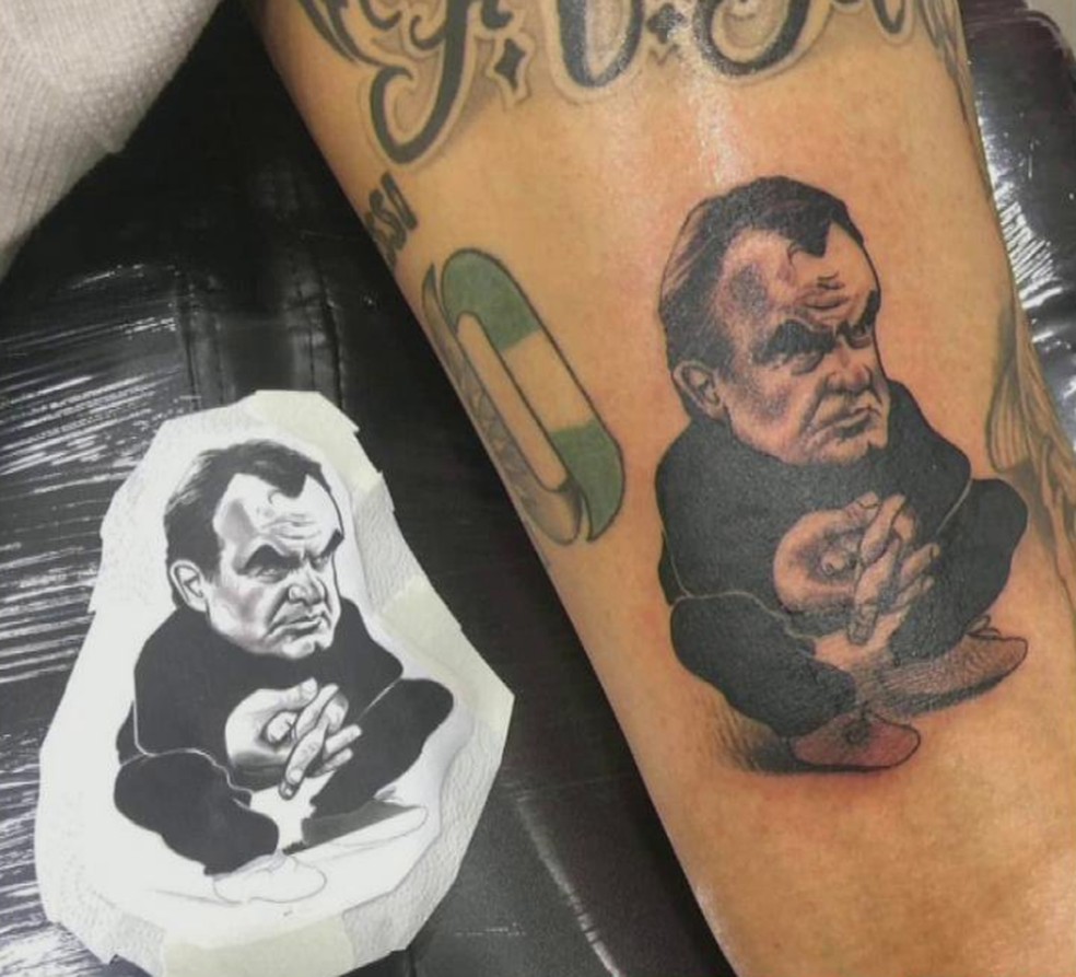 Lucho González tem uma tatuagem de Marcelo Bielsa — Foto: Arquivo Pessoal