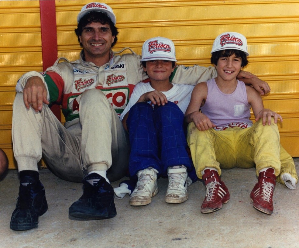 NelsÃ£o, Nelsinho e Bia em foto tirada em 1994 no KartÃ³dromo de Itu (Foto: Luca Bassani)