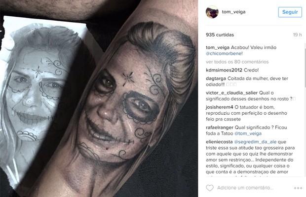 Tom Veiga, o LOuro José, tatuou rosto da mulher, Alessandra Veiga (Foto: Reprodução/Instagram)