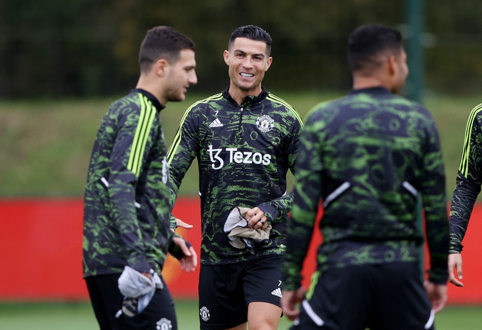 Cristiano Ronaldo, em treino do Manchester United na vspera de jogo com o Omonia  Foto: Molly Darlington/Reuters