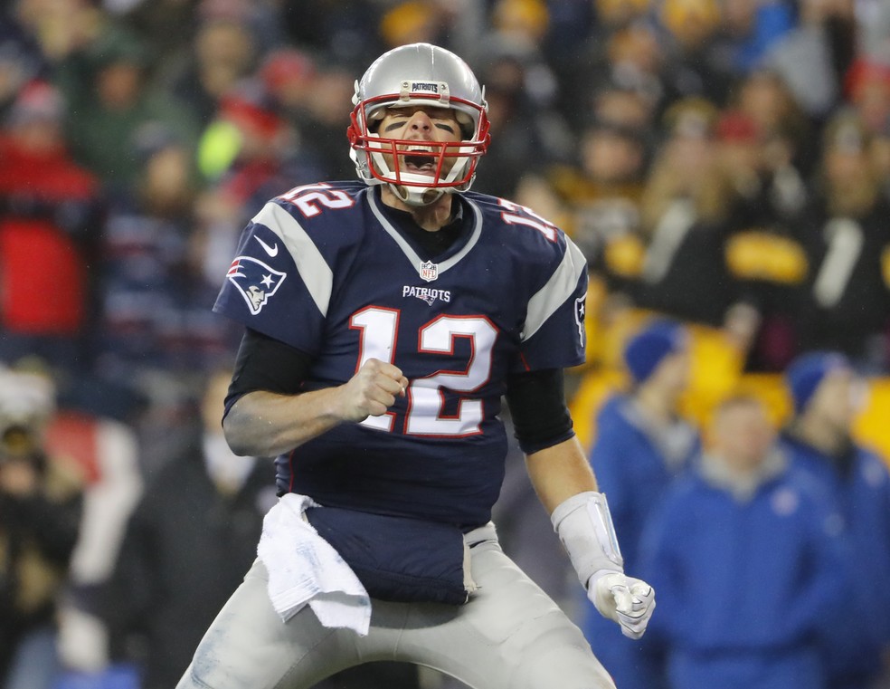 Tapete Vermelho Da Nfl Com Destaque Para Mvp Melhores Da Temporada Recebem Premio Antes Do Super Bowl Li Futebol Americano Ge