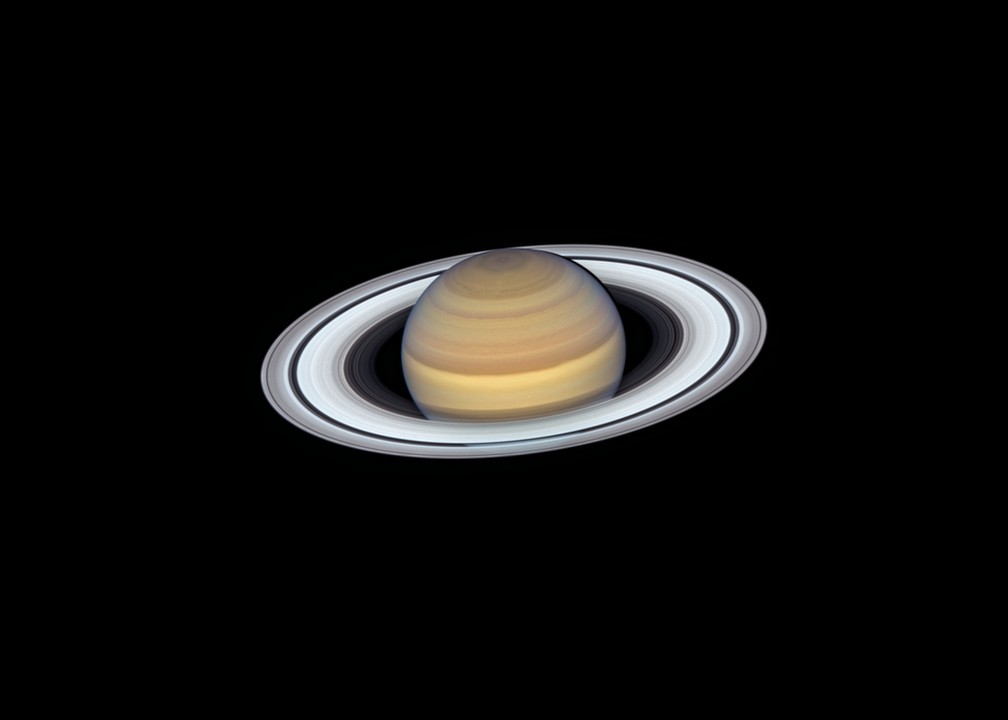 Imagem captada pelo telescópio Hubble mostra Saturno com anéis brilhantes — Foto: Nasa / ESA/ A. Simon (GSFC),  M.H. Wong (Universidade da California, Berkeley) e OPAL