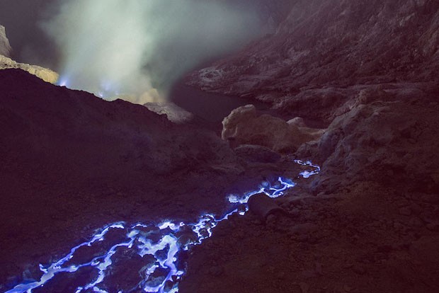 Blue Fire Crater (Foto: Reuben Wu / divulgação )