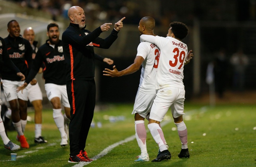 Antônio Carlos Zago Bragantino x Cuiabá Série B — Foto: Ari Ferreira/CA Bragantino