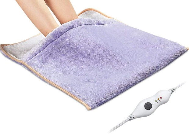 O cobertor para pés possui três níveis de aquecimento para controlar o calor (Foto: Amazon/ Reprodução)