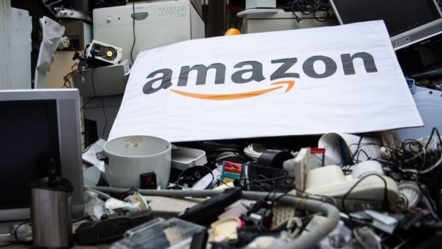 Organizações ambientais denunciaram a Amazon em novembro por não reciclar eletrônicos com defeito (Foto: Getty Images via BBC News Brasil)