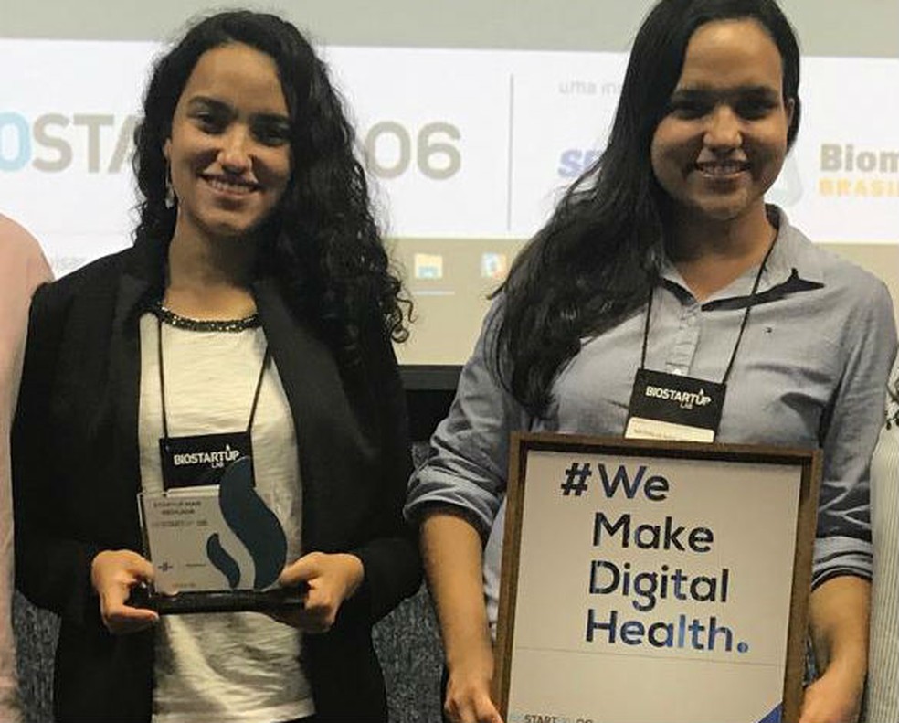 Irmãs, dupla de estudantes baianas cria dispositivo que detecta ao menos 15 doenças através do sopro — Foto: Arquivo pessoal