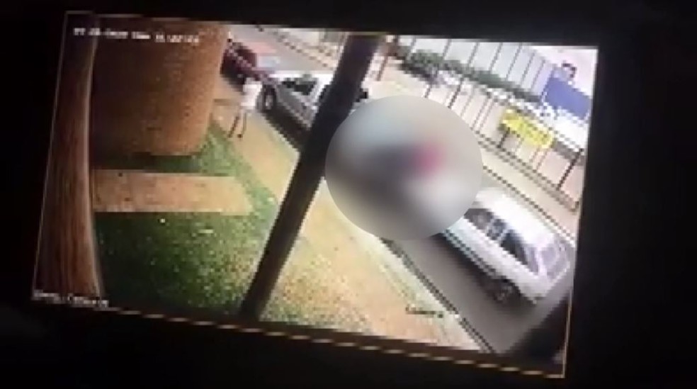 Idoso atropela homem de 38 anos e é preso por suspeita de embriaguez em Ituverava (SP) — Foto: Reprodução/EPTV