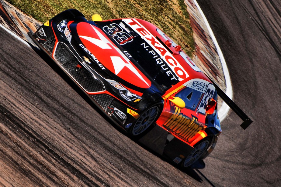 piquet-mcj-0685i