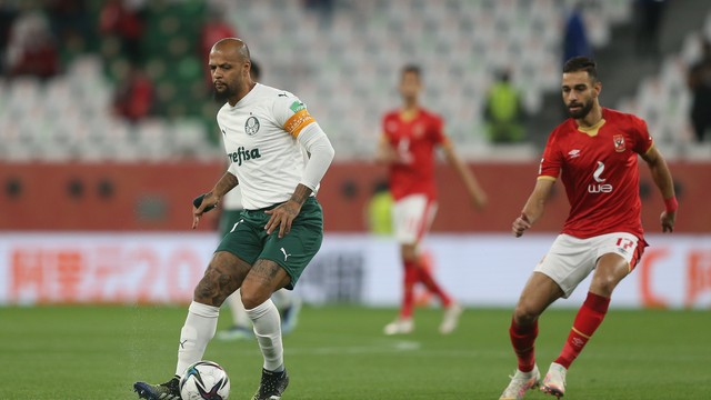 Felipe Melo, do Palmeiras, em ação contra o Al Ahly