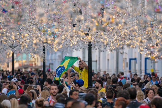Torcedores brasileiros nas ruas de Moscou (Foto: Getty Images)