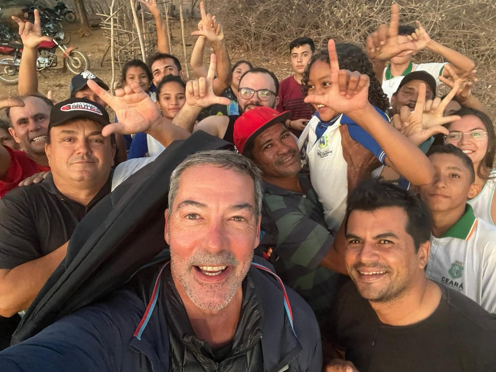 Franck aproveitou para registrar o momento com os cearenses. — Foto: Arquivo pessoal