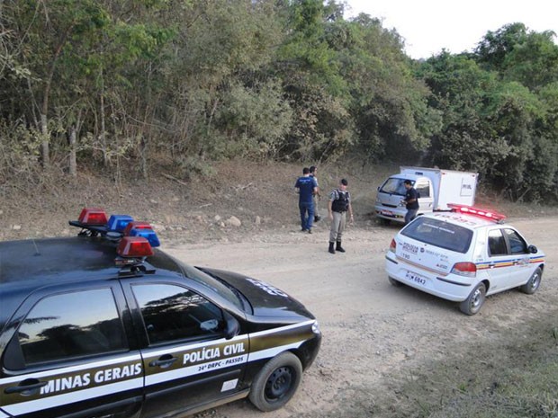 Corpo de recém-nascido é encontrado na zona rural de Passos. (Foto: Hélder Almeida / Clicfolha)