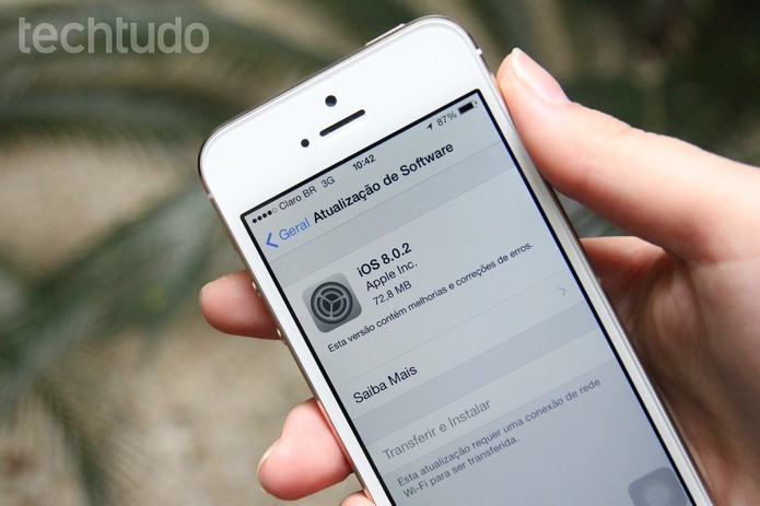 iphone-com-ios-8-destaque (Foto: Atualiza??o para iOS 8.2 (Foto: Anna Kellen/TechTudo))