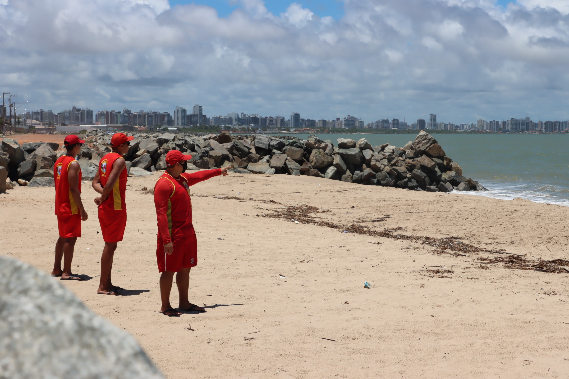 Corpo de Bombeiros alerta para o risco de afogamentos em Sergipe