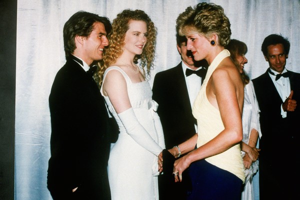 A Princesa Diana na companhia de Tom Cruise e Nicole Kidman na première britânica do drama Um Sonho Distante (1992), em Londres (Foto: Getty Images)