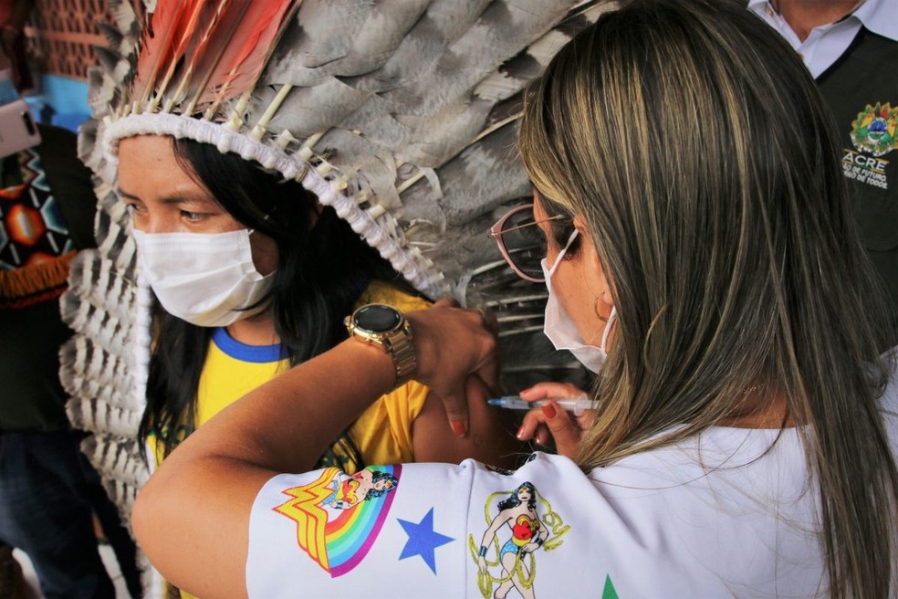 Mais de 12,4 mil indígenas que vivem em aldeias no AC devem receber vacina contra Covid-19 na 1ª fase | Acre | G1