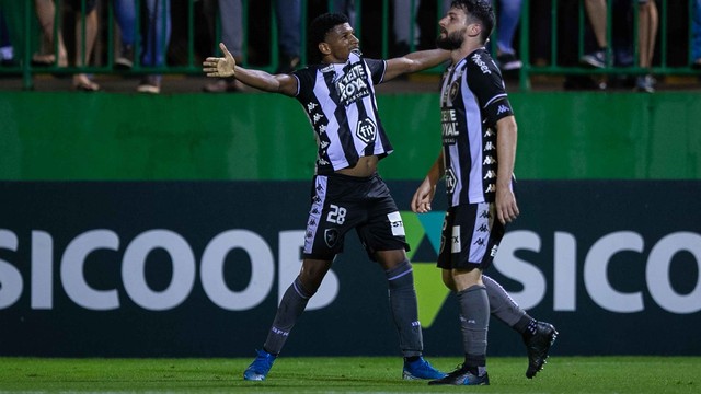 Rhuan marcou seu primeiro gol com a camisa do Botafogo
