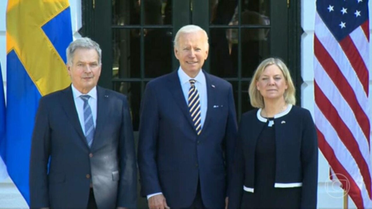 Biden recebe líderes de Finlândia e Suécia, um dia depois de pedirem formalmente ingresso na Otan