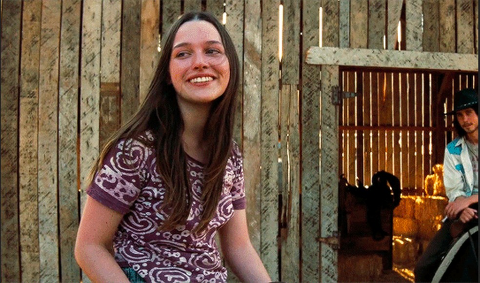 A atriz Victoria Pedretti em cena de Era Uma Vez em... Hollywood (2019) — Foto: Reprodução