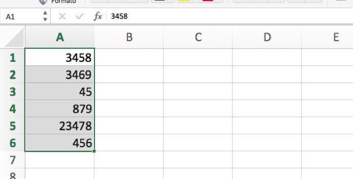 Células selecionadas no Excel (Foto: Reprodução/André Sugai)