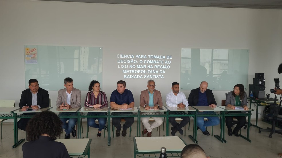 Secretários Municipais de Meio Ambiente da Baixada Santista assinaram Carta de Santos — Foto: Prefeitura de Santos