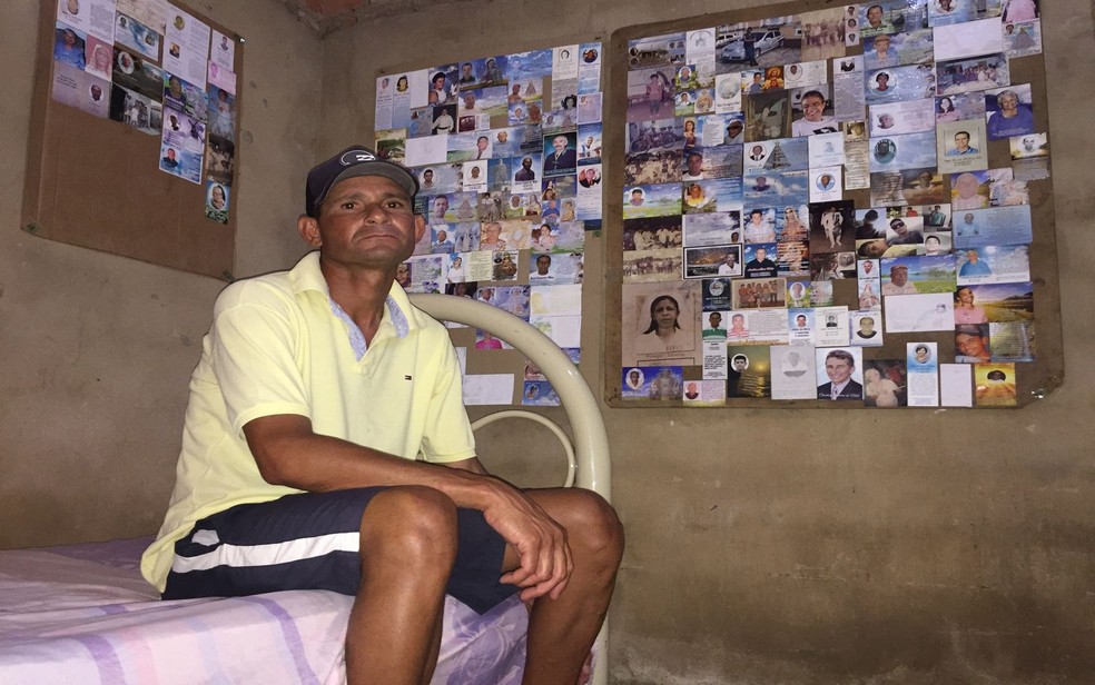Roberto Nunes, 'Beto', criou o memorial há cerca de seis anos — Foto: Anderson Barbosa/G1 SE