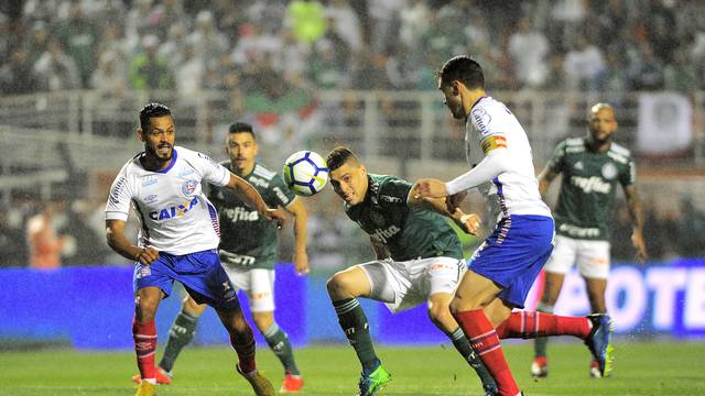 VÍDEO: melhores momentos do primeiro tempo de Palmeiras 0x0 Bahia - Copa do Brasil