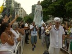 Fieis saem em carreata no Rio para homenagear Iemanjá