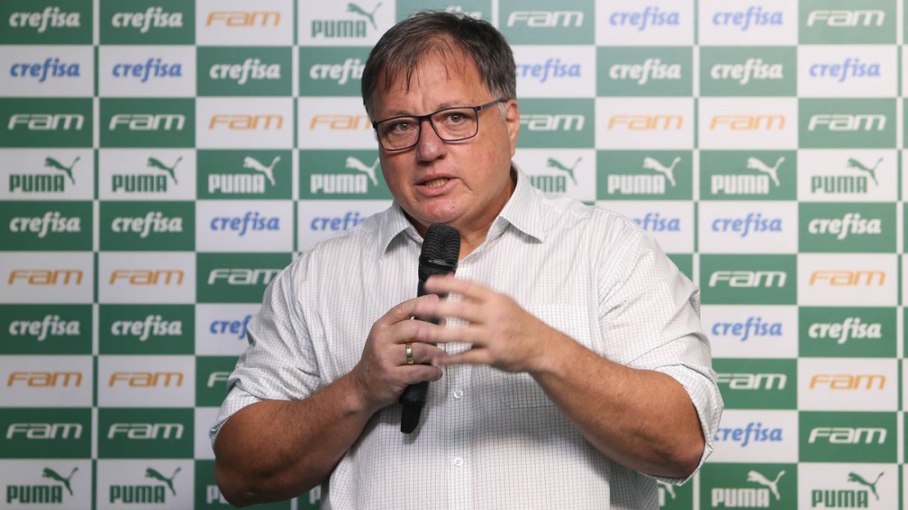 Anderson Barros busca contratar jogador acima da média para o Palmeiras