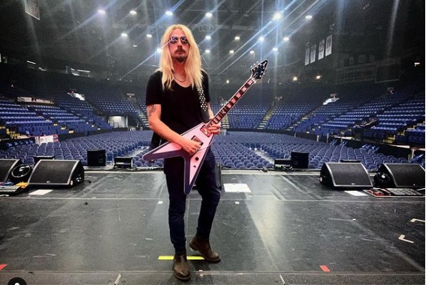 O guitarrista Richie Faulkner (Foto: Instagram)