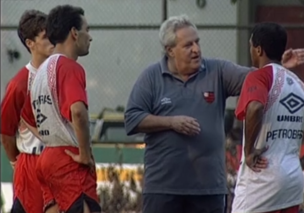 Apolinho; ex-técnico do Flamengo, com seu ataque badalado: Sávio, Romário e Edmundo (Foto: Reprodução SporTV)