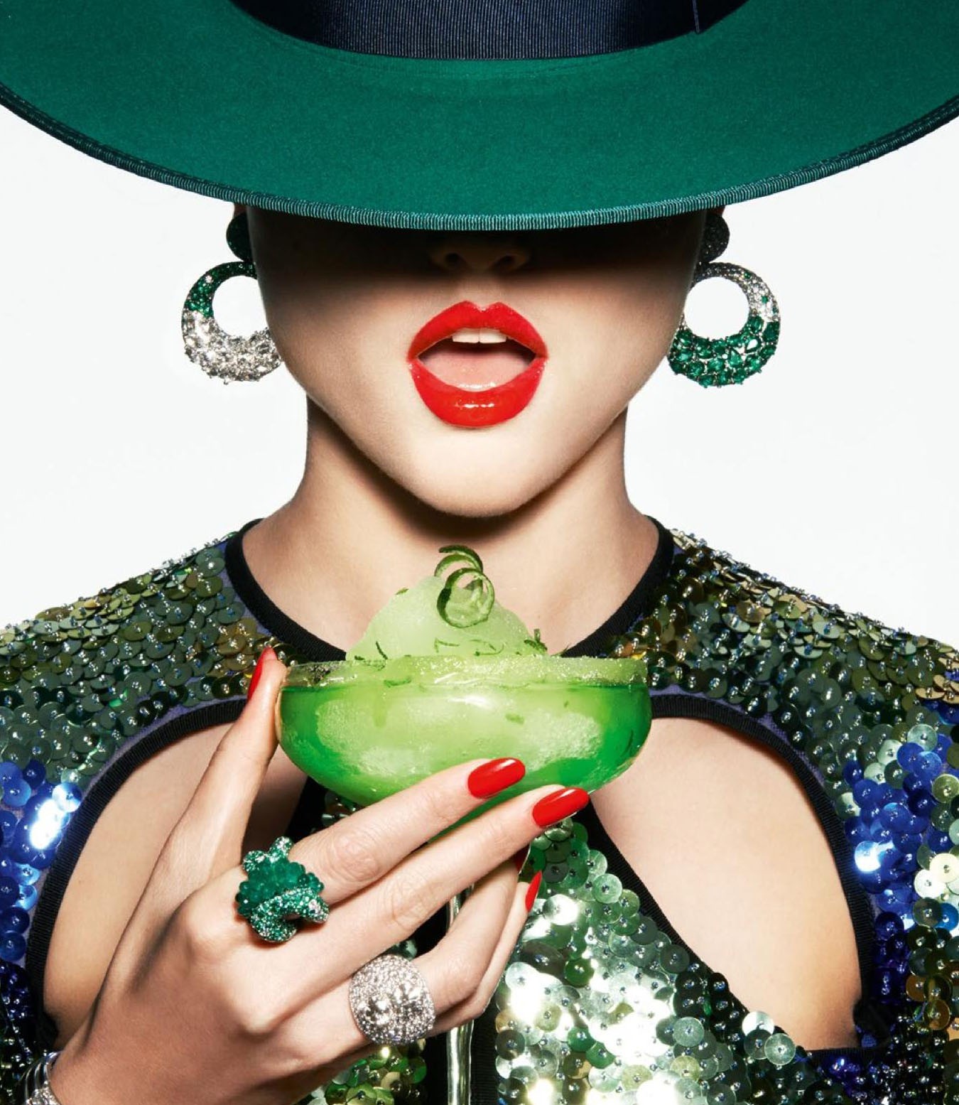 Dieta à prova de festas: drinques para curtir o fim do ano sem peso extra  (Foto: Vogue Paris)