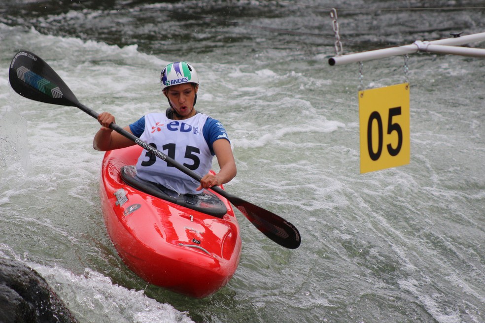Omira Estácia conquistou quatro outros no evento na Costa Rica (Foto: Fabio Canhete / Canoagem Brasileira)