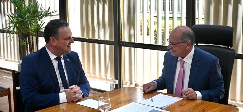 Para o ministro Carlos Fávaro, é preciso fortalecer a indústria e trabalhar com políticas públicas de barateamento de energia e gás