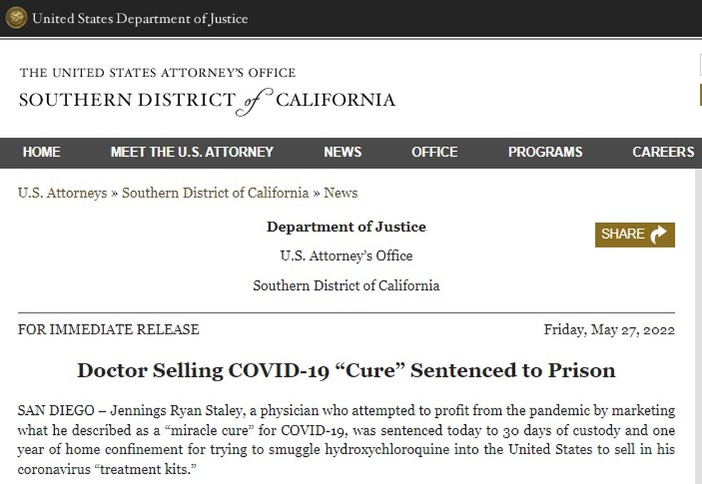 Imagem de texto de divulgação do Departamento de Justiça dos EUA sobre médico que vendia hidroxicloroquina — Foto: Reprodução