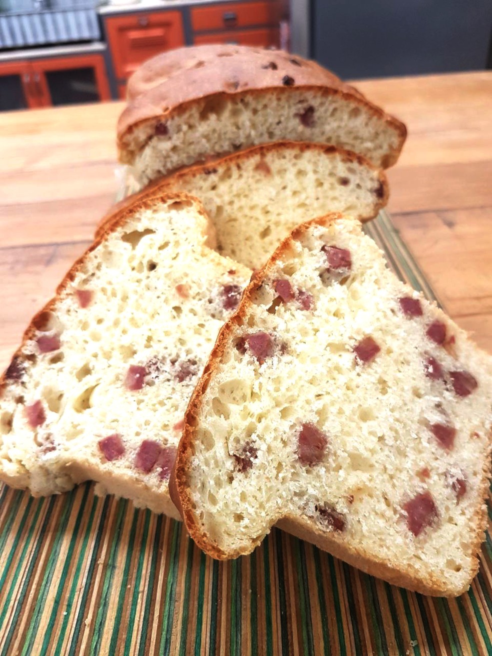 Prático, o pão é feito no liquidificador e fica um sucesso! (Foto: Valéria Silva/TV Globo)