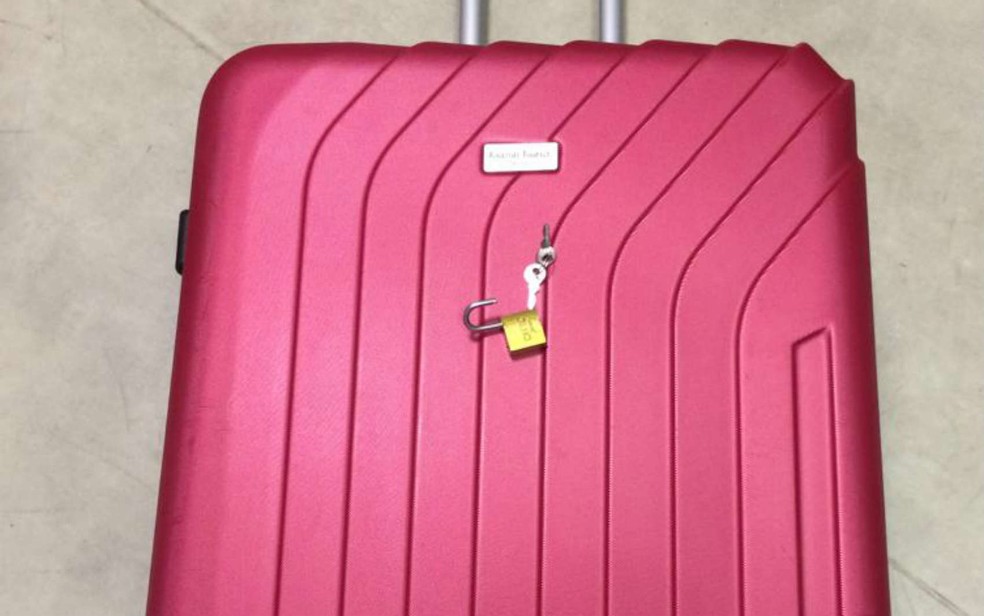 Mala onde policiais encontraram 6 kg de skunk no Aeroporto Internacional de Brasília — Foto: Polícia Federal/Divulgação
