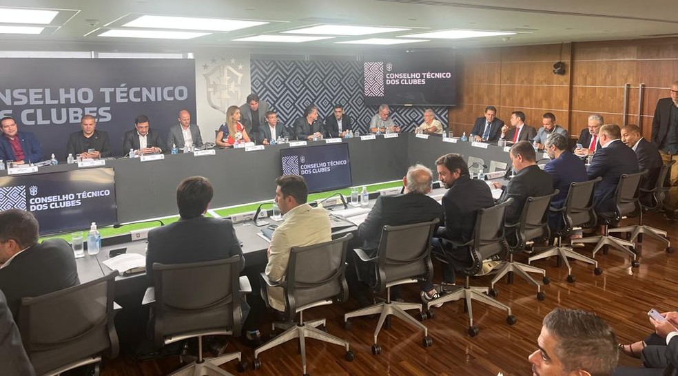 Conselho T&eacute;cnico do Campeonato Brasileiro 2023 &mdash; Foto: Mart&iacute;n Fernandez