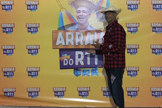 Romário reúne família e amigos no Arraial do R11 (Foto: Reprodução/Instagram)