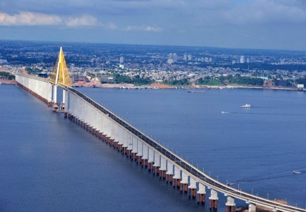 Ponte Rio Negro liga Manaus a Iranduba (Foto: Divulgação)