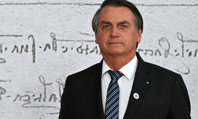 Presidente Jair Bolsonaro posa para foto durante conferência do G-20 em Roma