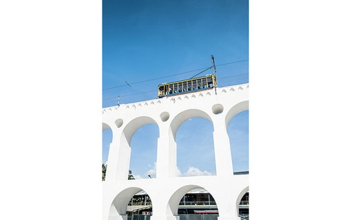 Os Arcos da Lapa, um dos principais cartões postal do bairro boêmio, foram restaurados. O monumento recebeu pintura de pasta de cal como pintura