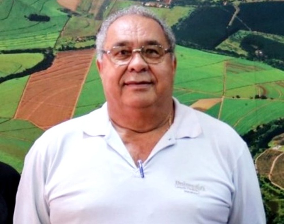 Mauro Ant&ocirc;nio de Souza, o Maur&atilde;o, era o vice-presidente da Defesa Civil de Len&ccedil;&oacute;is Paulsita e morreu aos 70 anos por complica&ccedil;&otilde;es da Covid-19 &mdash; Foto: Arquivo pessoal